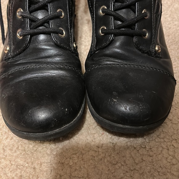 G by Guess Combat Boots - Picture 4 of 4